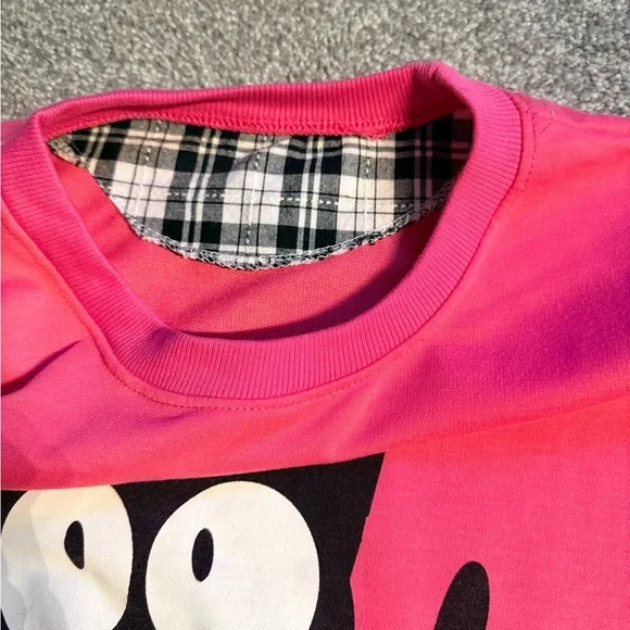 Wish Fuchsia Cat Graphic Women's Sweater - Picture 5 of 5